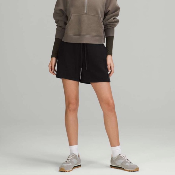 lululemon athletica Pants - Lululemon high rise jogger shorts